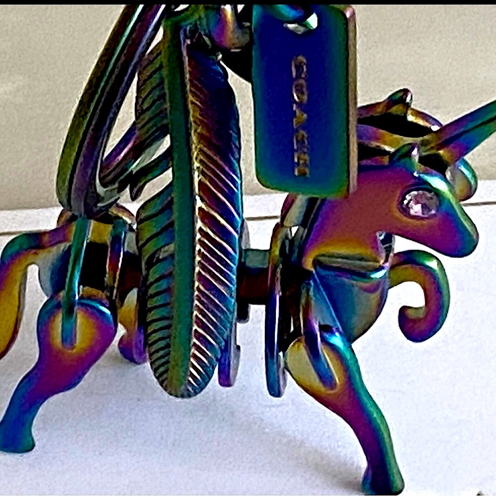 Coach, 3D, oil slick, Iridescent Unicorn, Keychain/fob rare 22949, RARE! - Picture 2 of 13